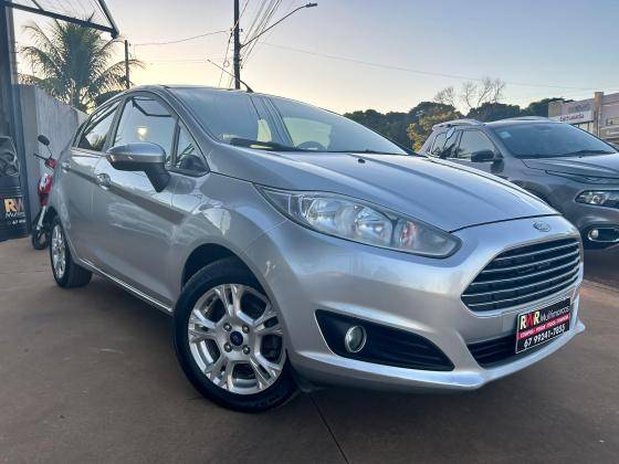 FORD FIESTA 1.6 ROCAM SE PLUS 8V FLEX 4P MANUAL