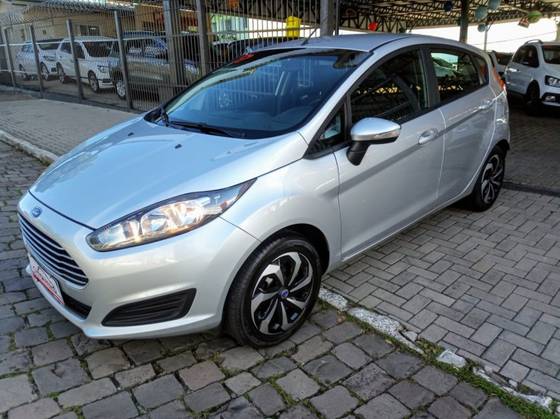 FORD FIESTA 1.6 SE HATCH 16V FLEX 4P MANUAL