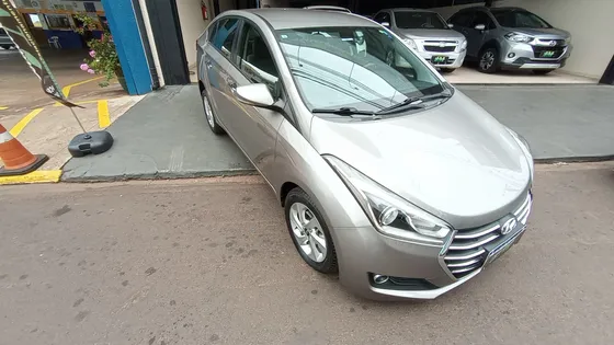 HYUNDAI HB20S 1.6 PREMIUM 16V FLEX 4P AUTOMÁTICO