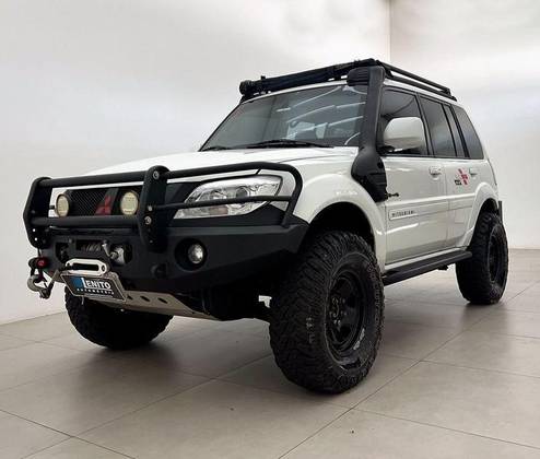 MITSUBISHI PAJERO TR4 2.0 4X2 16V 140CV FLEX 4P MANUAL