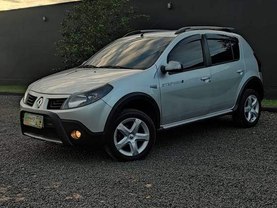 RENAULT SANDERO 1.6 STEPWAY 16V FLEX 4P MANUAL