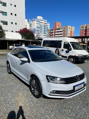 VOLKSWAGEN JETTA 1.4 16V TSI COMFORTLINE GASOLINA 4P TIPTRONIC