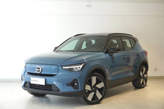 VOLVO XC40 P8 RECHARGE TWIN ELECTRIC ULTIMATE AWD