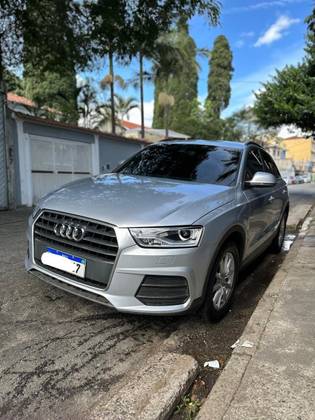 AUDI Q3 1.4 TFSI AMBIENTE GASOLINA 4P S TRONIC