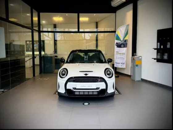 MINI COOPER 2.0 16V TWINPOWER GASOLINA S TOP 4P STEPTRONIC