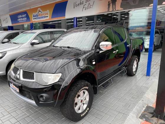 MITSUBISHI L200 TRITON 3.5 HPE 4X4 CD V6 24V FLEX 4P AUTOMÁTICO