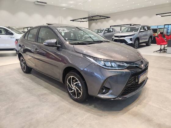 TOYOTA YARIS 1.5 16V FLEX SEDAN XLS CONNECT MULTIDRIVE