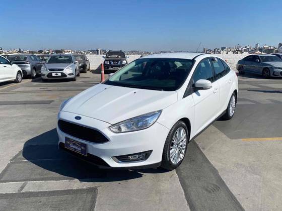 FORD FOCUS 2.0 SE PLUS 16V FLEX 4P POWERSHIFT