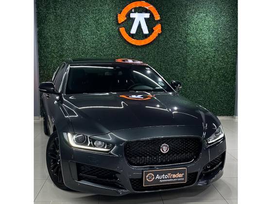 JAGUAR XE 2.0 16V INGENIUM P250 GASOLINA R-SPORT 4P AUTOMÁTICO