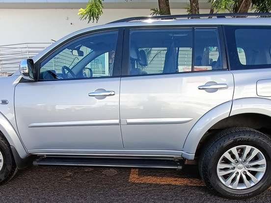 MITSUBISHI-PAJERO DAKAR-3.2 HPE 4X4 7 LUGARES 16V TURBO INTERCOOLER DIESEL 4P AUTOMÁTICO MITSUBISHI-PAJERO DAKAR-2013