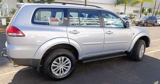 MITSUBISHI-PAJERO DAKAR-3.2 HPE 4X4 7 LUGARES 16V TURBO INTERCOOLER DIESEL 4P AUTOMÁTICO MITSUBISHI-PAJERO DAKAR-2013