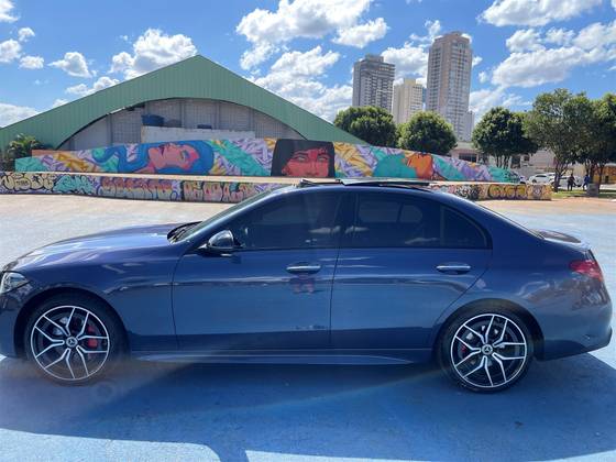 MERCEDES-BENZ C 300 2.0 EQ BOOST HÍBRIDO AMG LINE 9G-TRONIC