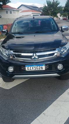 MITSUBISHI L200 TRITON 2.4 16V TURBO DIESEL SPORT HPE-S CD 4P 4X4 AUTOMÁTICO