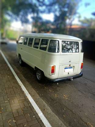 VOLKSWAGEN-KOMBI-1992
