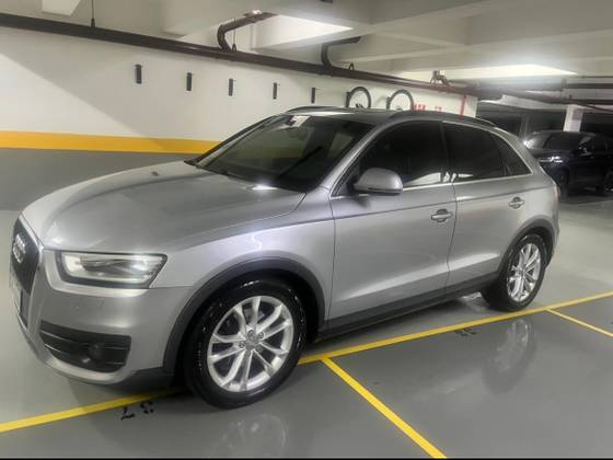 AUDI Q3 2.0 TFSI AMBIENTE QUATTRO 4P GASOLINA S TRONIC