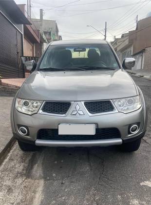 MITSUBISHI L200 TRITON 3.2 HPE 4X4 CD 16V TURBO INTERCOOLER DIESEL 4P AUTOMÁTICO