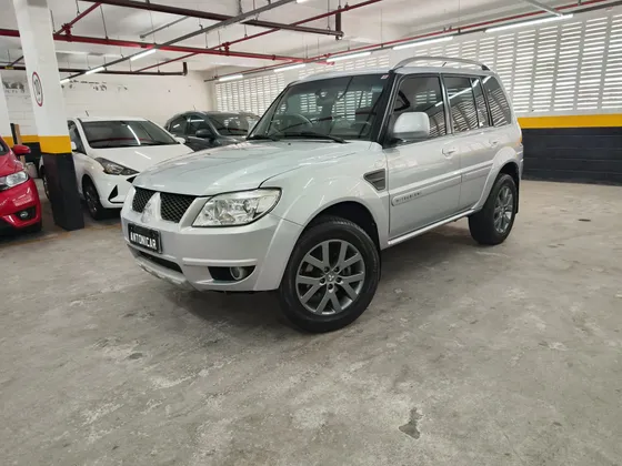 MITSUBISHI PAJERO TR4 2.0 4X2 16V 140CV FLEX 4P AUTOMÁTICO