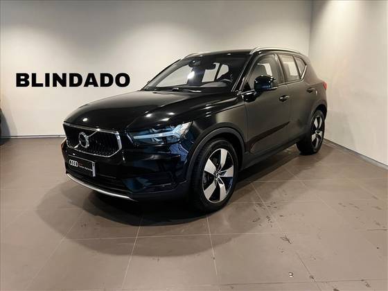 VOLVO XC40 2.0 T5 GASOLINA MOMENTUM AWD GEARTRONIC