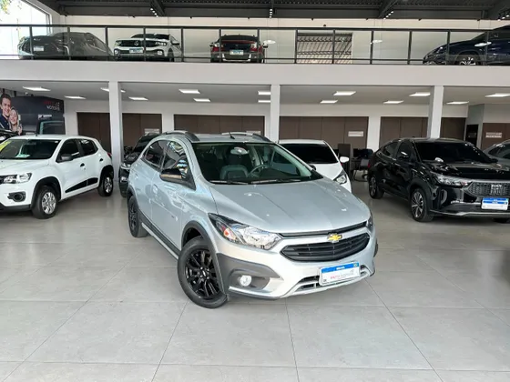 CHEVROLET ONIX 1.4 MPFI ACTIV 8V FLEX 4P AUTOMÁTICO