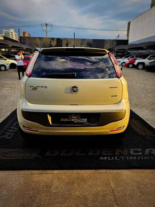 FIAT PUNTO 1.6 ESSENCE 16V FLEX 4P MANUAL