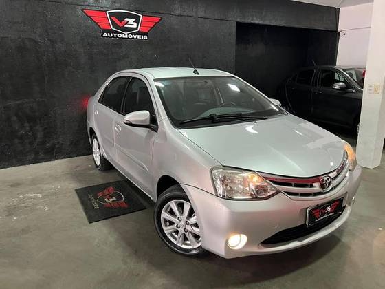 TOYOTA ETIOS 1.5 XLS 16V FLEX 4P AUTOMÁTICO