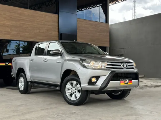 TOYOTA HILUX 2.8 SRV 4X4 CD 16V DIESEL 4P AUTOMÁTICO