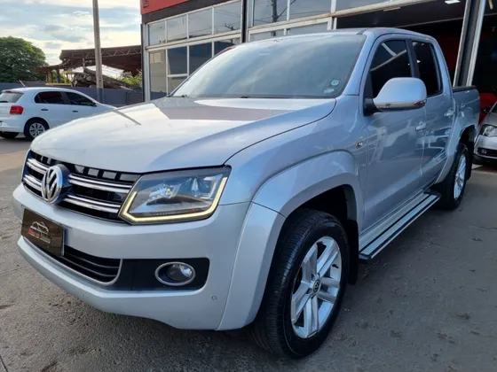 VOLKSWAGEN AMAROK 2.0 HIGHLINE 4X4 CD 16V TURBO INTERCOOLER DIESEL 4P AUTOMÁTICO