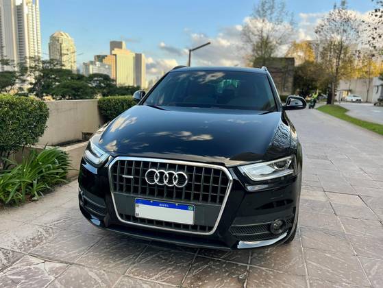 AUDI Q3 2.0 TFSI AMBIENTE QUATTRO 4P GASOLINA S TRONIC