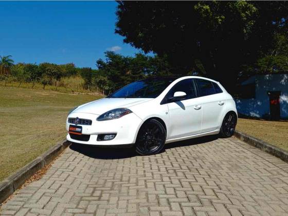 FIAT BRAVO 1.4 16V T-JET GASOLINA 4P MANUAL