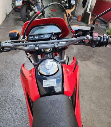 HONDA-XR 250 TORNADO-2005