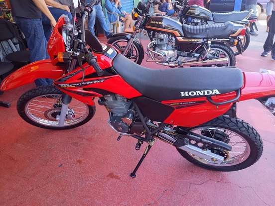 HONDA-XR 250 TORNADO HONDA-XR 250 TORNADO-2005