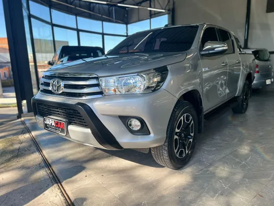 TOYOTA HILUX 2.8 SRV 4X4 CD 16V DIESEL 4P AUTOMÁTICO