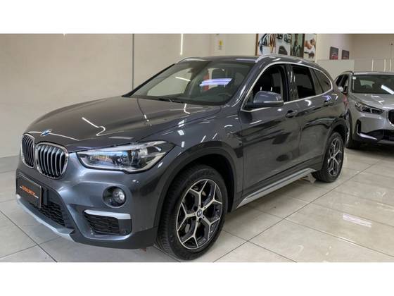 BMW X1 2.0 16V TURBO ACTIVEFLEX SDRIVE20I X-LINE 4P AUTOMÁTICO