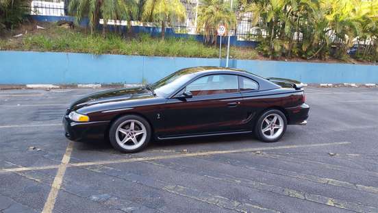 FORD-MUSTANG-1995