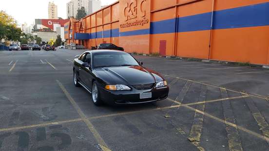 FORD-MUSTANG-1995