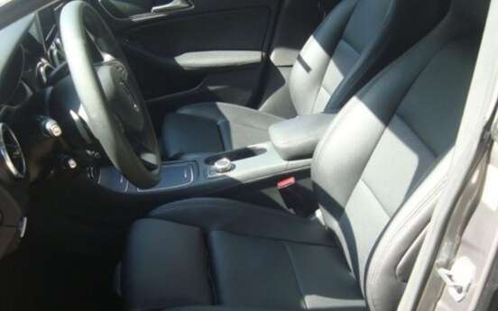 MERCEDES-BENZ-CLA 180-2019