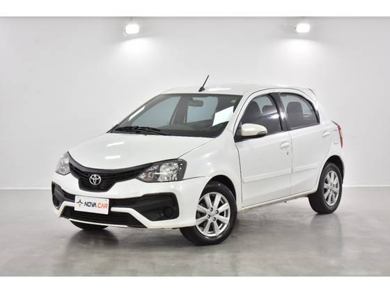 TOYOTA ETIOS 1.5 X PLUS 16V FLEX 4P AUTOMÁTICO