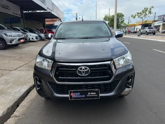 TOYOTA HILUX 2.8 SRV 4X4 CD 16V DIESEL 4P AUTOMÁTICO