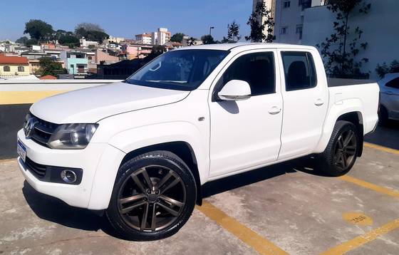 VOLKSWAGEN AMAROK 2.0 TRENDLINE 4X4 CD 16V TURBO INTERCOOLER DIESEL 4P AUTOMÁTICO