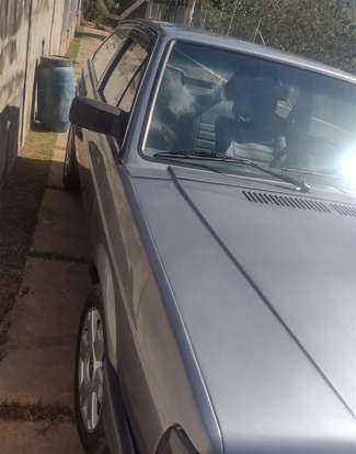 VOLKSWAGEN-GOL-1993