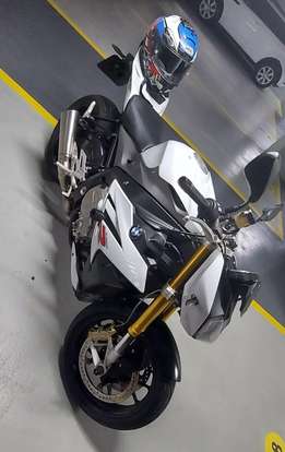 BMW-S 1000 R BMW-S 1000 R-2014