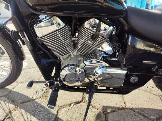 HONDA-SHADOW 750-2011