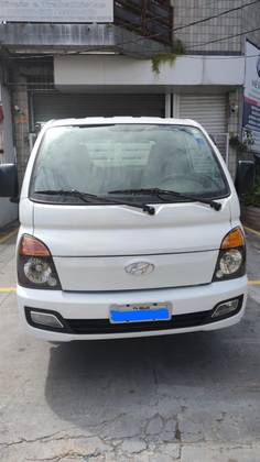 HYUNDAI HR 2.5 LONGO SEM CAÇAMBA 4X2 16V 130CV TURBO INTERCOOLER DIESEL 2P MANUAL