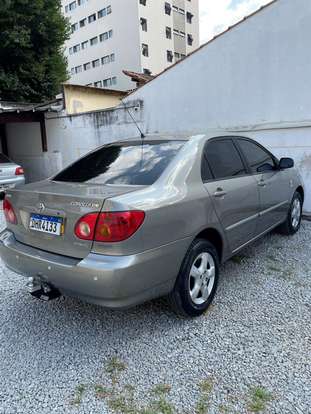 TOYOTA-COROLLA-2004