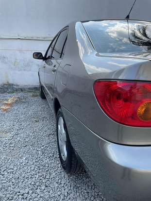 TOYOTA-COROLLA-2004