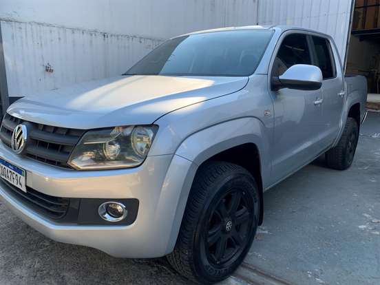 VOLKSWAGEN-AMAROK-2013