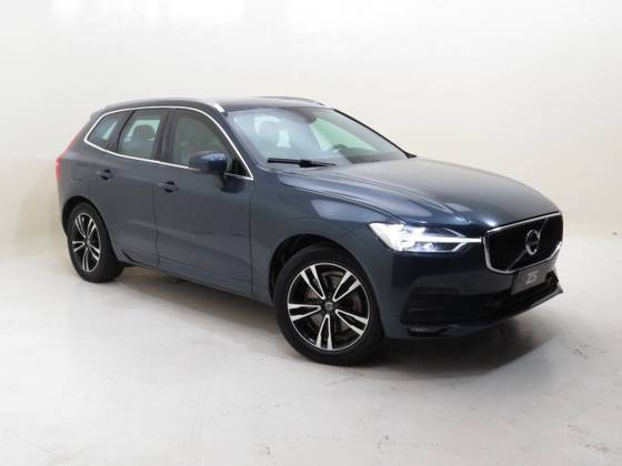 VOLVO XC60 2.0 D5 DIESEL MOMENTUM AWD GEARTRONIC