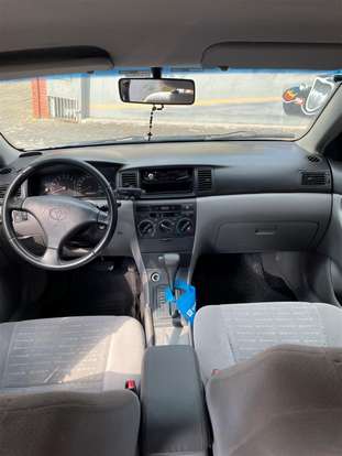 TOYOTA-COROLLA-2004