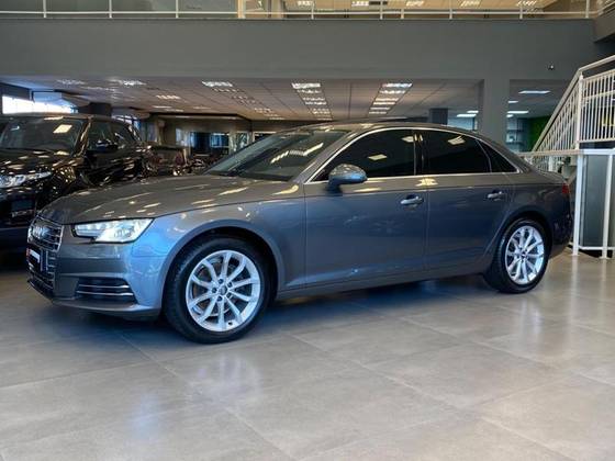 AUDI A4 2.0 TFSI AMBIENTE GASOLINA 4P S TRONIC