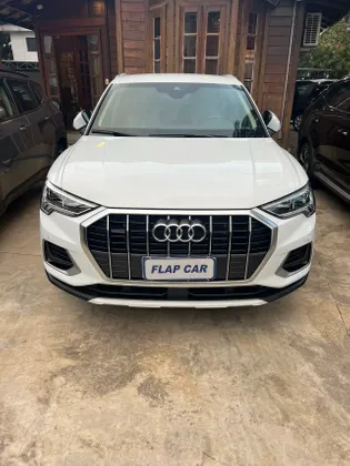 AUDI Q3 2.0 40 TFSI GASOLINA PERFORMANCE QUATTRO TIPTRONIC